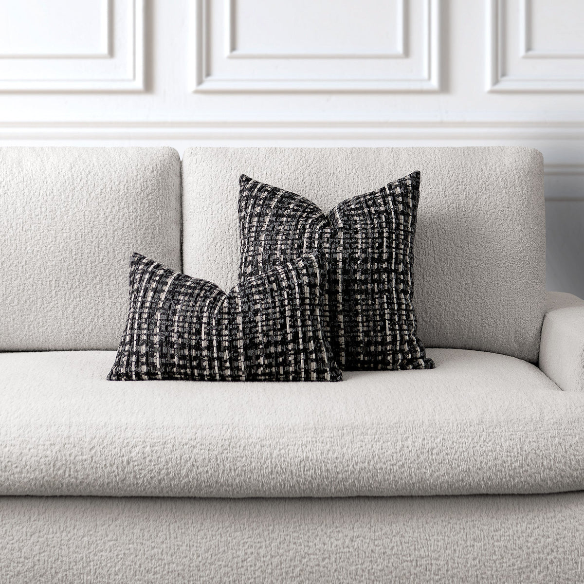 Channel Noir Pillow