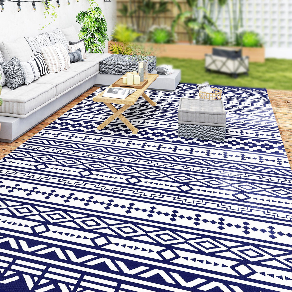 9' x 18' Reversible Outdoor Rug, Blue White Geometric