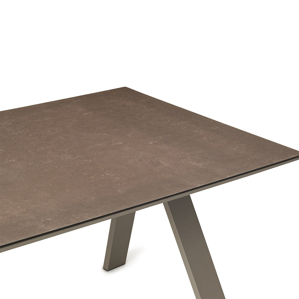 Inverness Dining Table in Quartz Grey