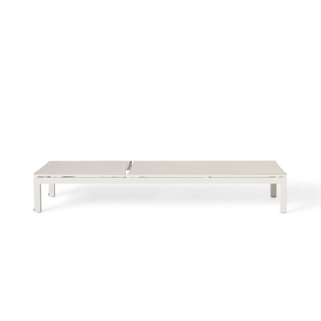 Belvedere Chaise in Dune Aluminum & Mesh