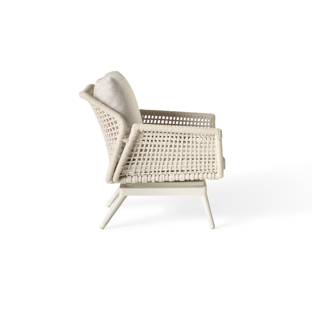 Montecito Swivel Lounge Chair in Dune Aluminum
