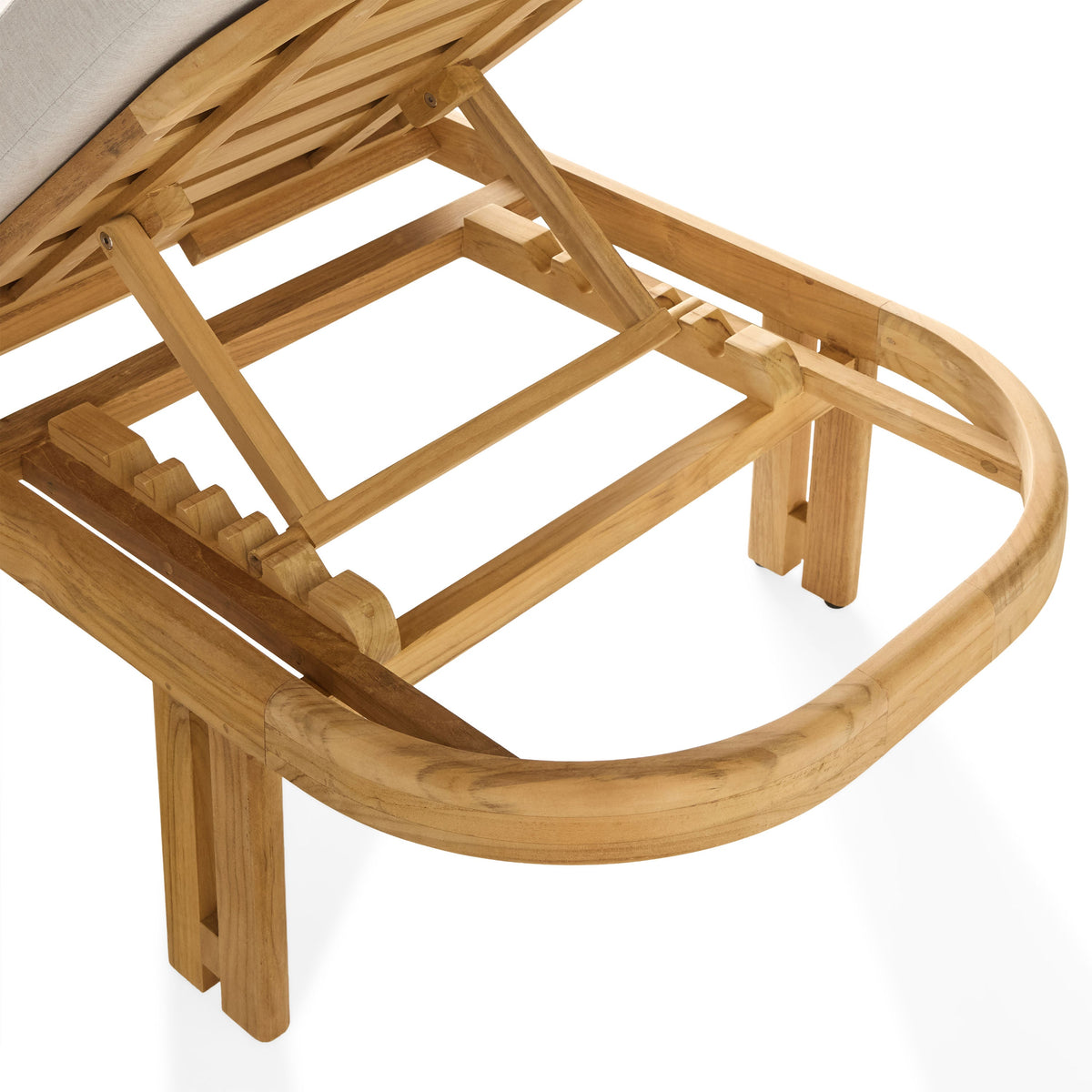 Ojai Chaise Lounge in Teak