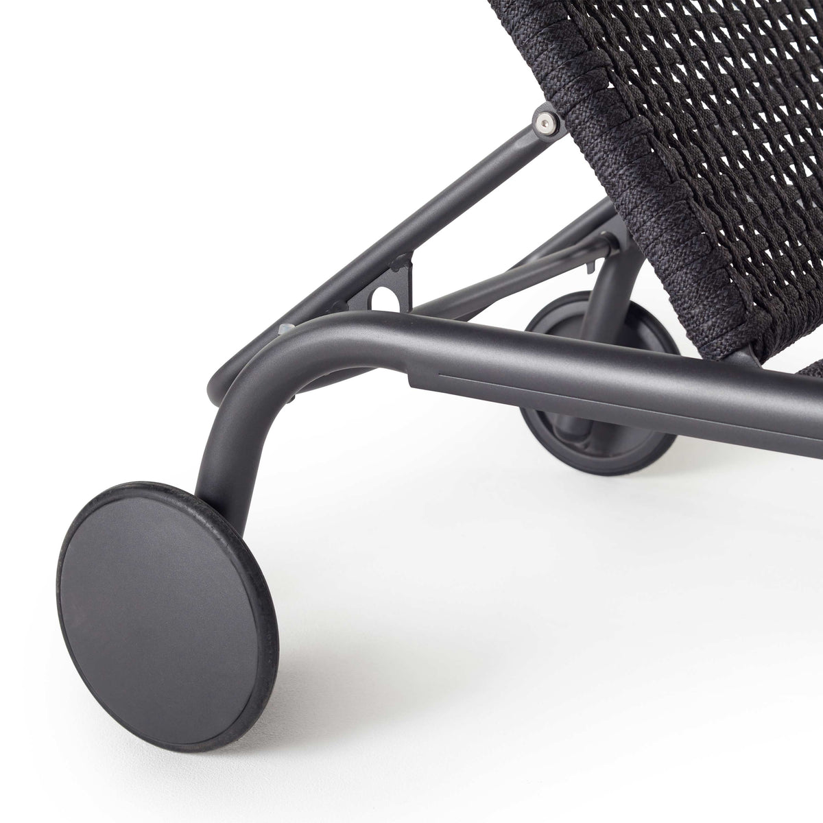Presidio Chaise Lounge in Charcoal