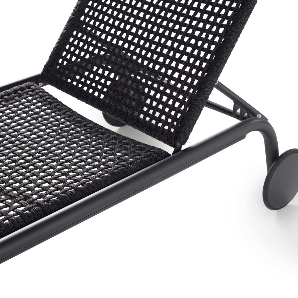 Presidio Chaise Lounge in Charcoal
