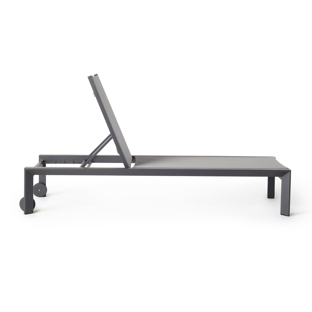 Santa Monica Chaise Lounge in Charcoal Aluminum