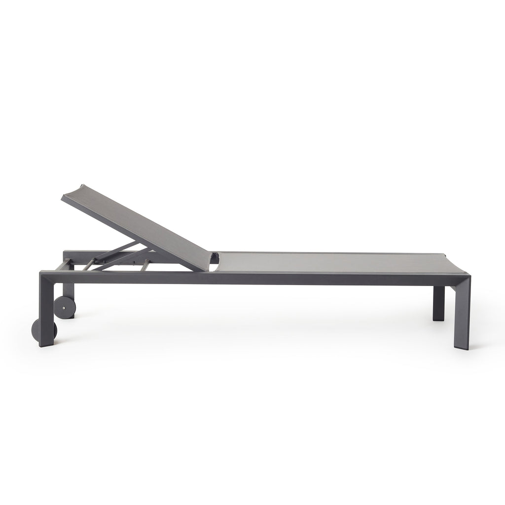 Santa Monica Chaise Lounge in Charcoal Aluminum