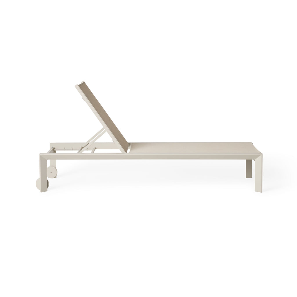 Santa Monica Chaise Lounge in Dune Aluminum