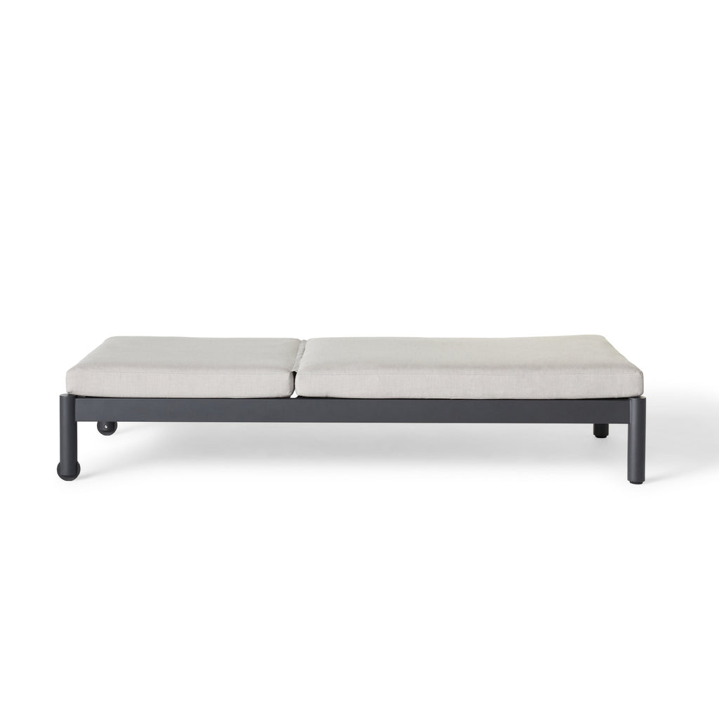 Stinson Chaise in Charcoal Aluminum