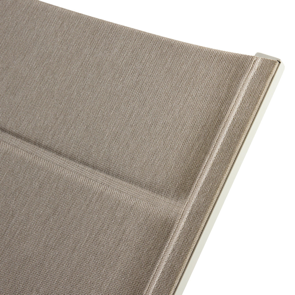 Tiburon Chaise with Padded Sling in Dune Aluminum