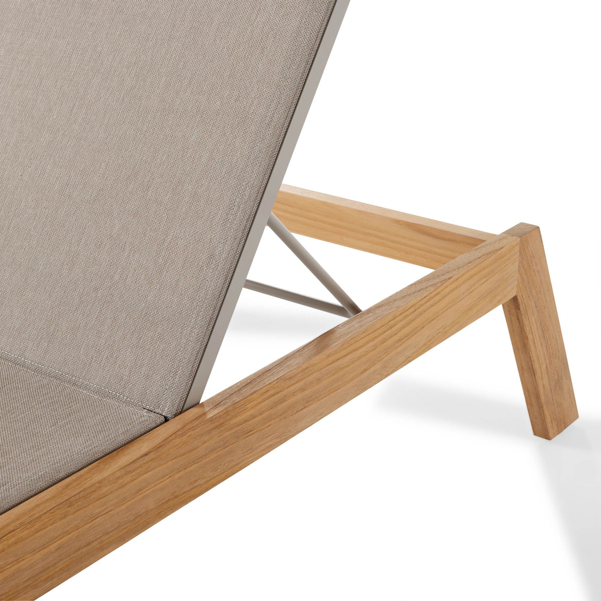 Tiburon Sling Chaise in Teak