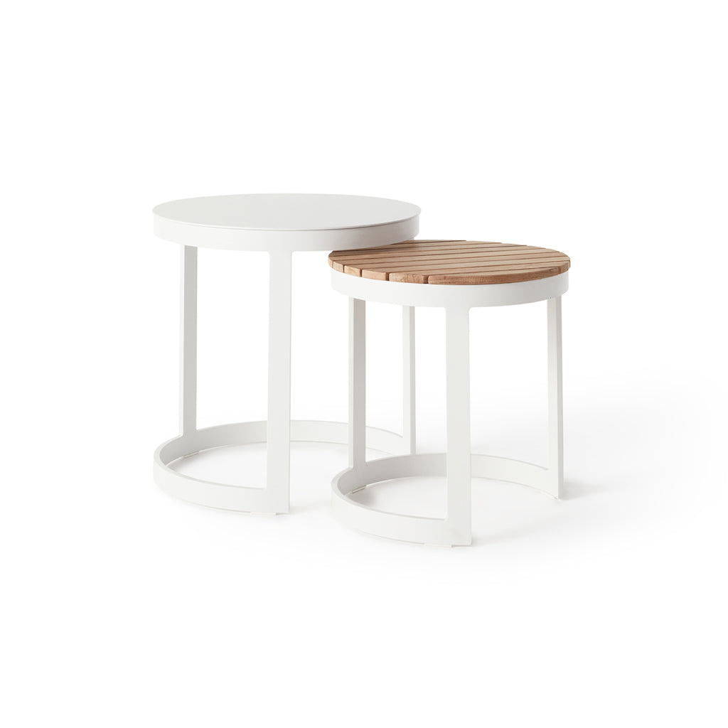 Ventura 18" Side Table in White - Teak Top
