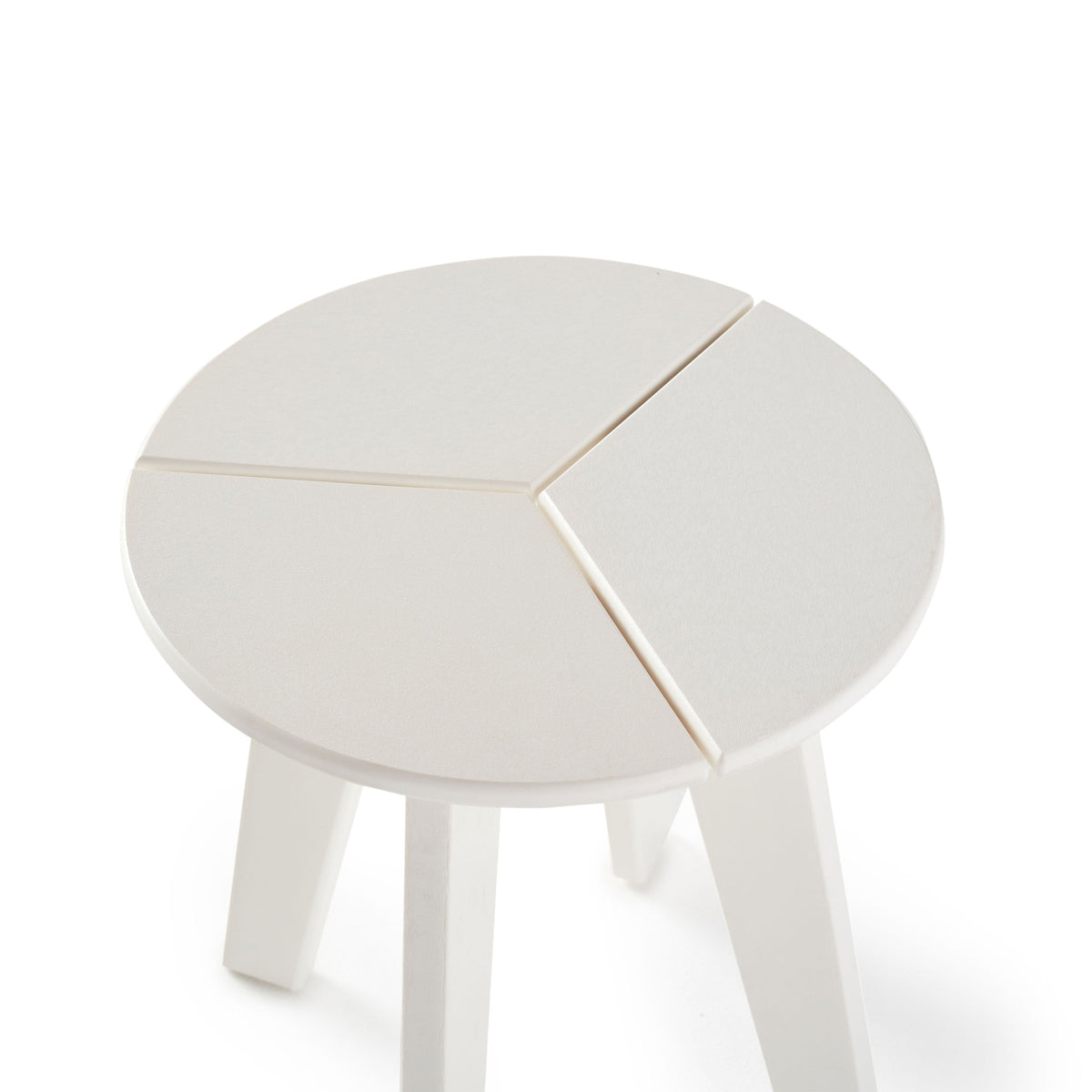 Woodside Round Side Table in White Composite
